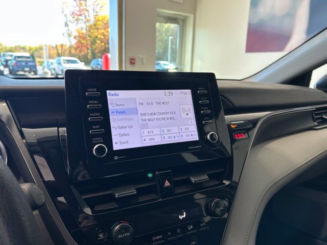 Used 2023 Toyota Camry LE FWD image 16