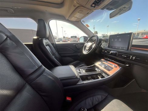 Used 2023 Lincoln Aviator Reserve image 20