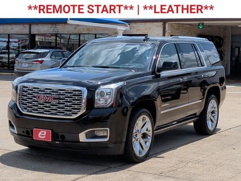Used 2018 GMC Yukon Denali w/ Denali Ultimate Package AWD/4WD image 3