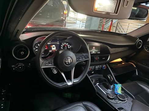 Used 2019 Alfa Romeo Giulia w/ Quick Order Package 22K Sport RWD image 6