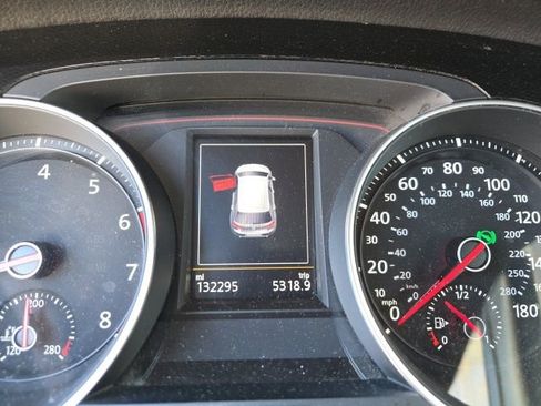 Used 2016 Volkswagen GTI Autobahn image 10