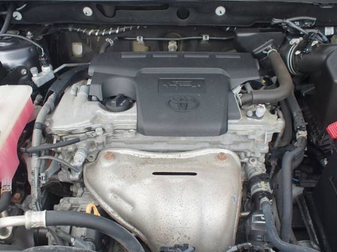 Used 2017 Toyota RAV4 Platinum w/ All Weather Liner Package AWD/4WD image 29