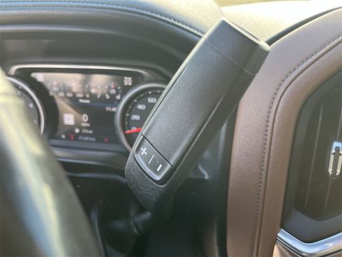 Certified 2022 Chevrolet Silverado 2500 High Country w/ Z71 Off-Road Package image 16