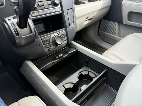 Used 2014 Honda Pilot Touring image 37