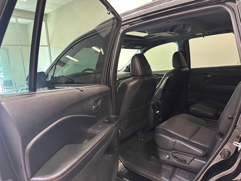 Used 2020 Honda Pilot Black Edition image 35