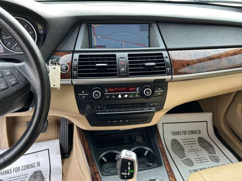 Used 2010 BMW X5 xDrive30i AWD/4WD image 17
