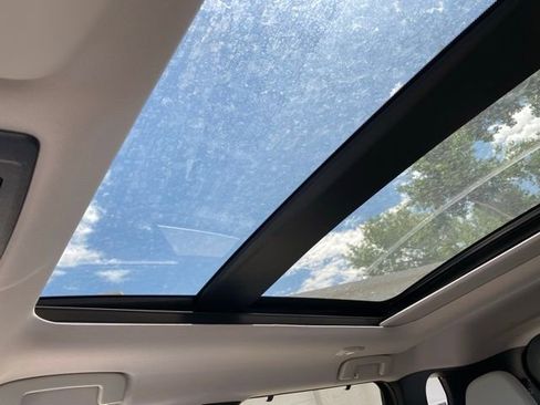 New 2025 Mitsubishi Outlander SEL image 24