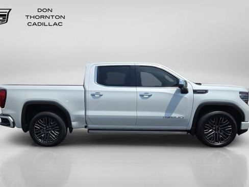 Used 2022 GMC Sierra 1500 Denali Ultimate AWD/4WD image 6