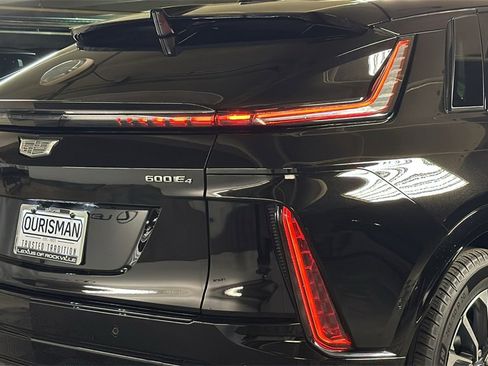 Used 2025 Cadillac Lyriq Sport image 8