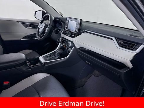 Certified 2021 Toyota RAV4 XLE w/ Convenience Package AWD/4WD image 26