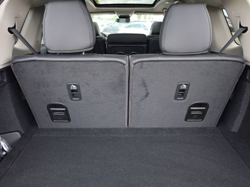 New 2026 Acura MDX SH-AWD image 9