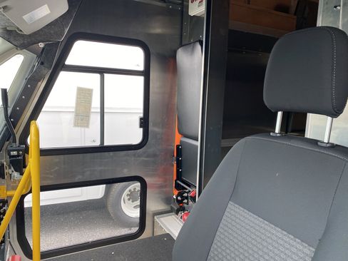 New 2023 Ford Transit 350 XL AWD/4WD image 7