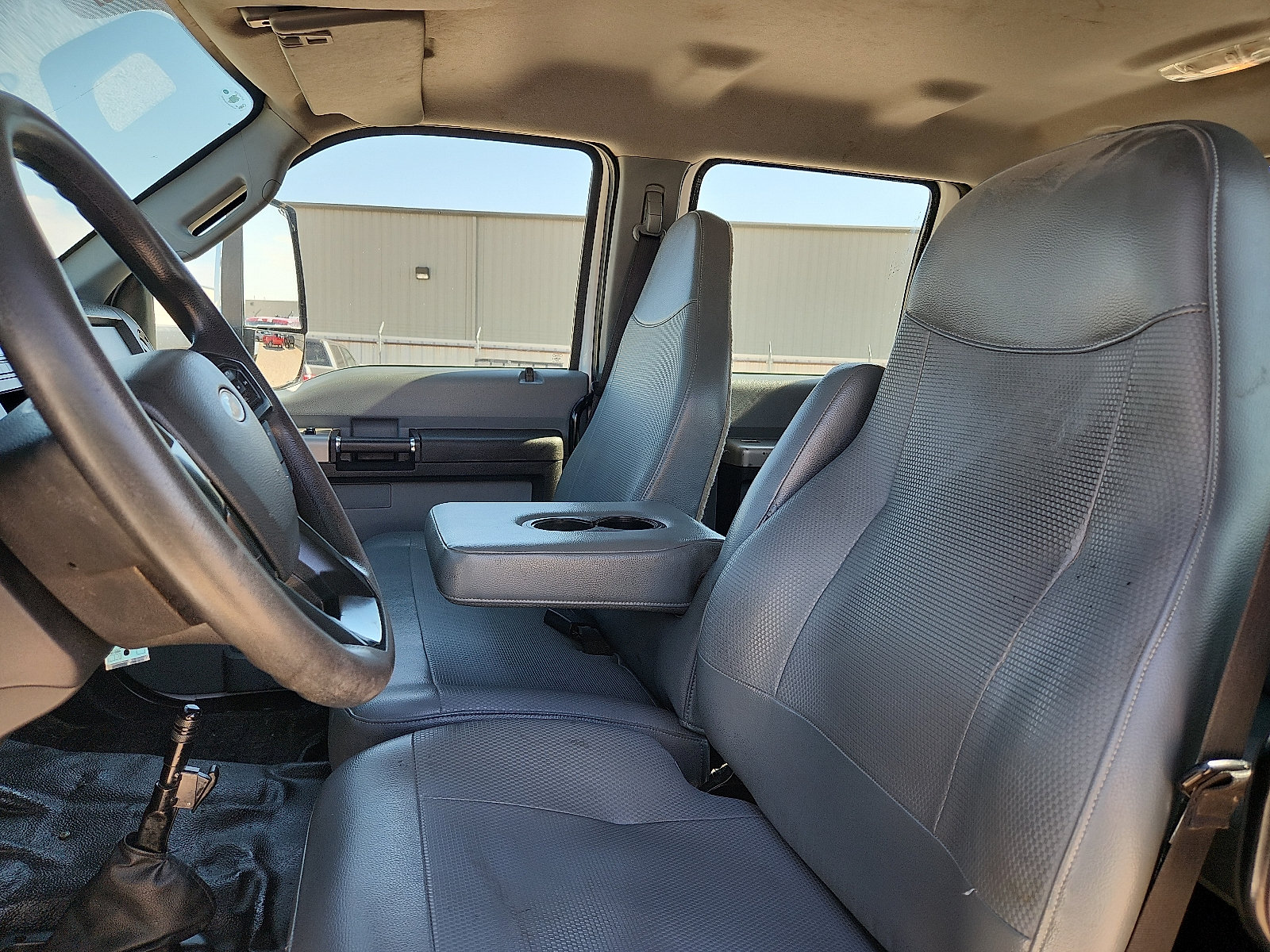 Used 2022 Ford F750 2WD Crew Cab Super Duty image 12