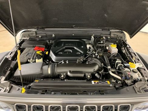 Used 2025 Jeep Wrangler Unlimited Rubicon image 42