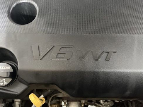 Used 2018 Chevrolet Traverse High Country image 10