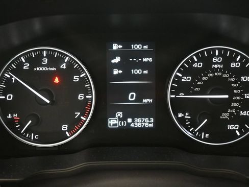 Used 2024 Subaru Crosstrek 2.0i Premium AWD/4WD image 19
