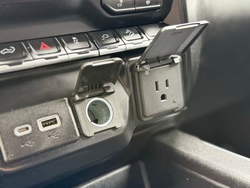 Used 2020 Chevrolet Silverado 1500 RST image 59