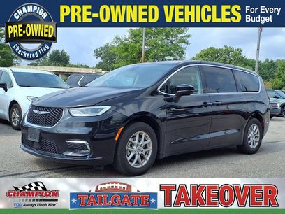 Used 2024 Chrysler Pacifica Touring-L