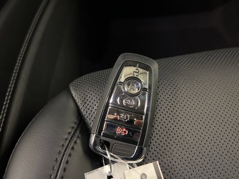 New 2026 Lincoln Corsair Reserve image 44