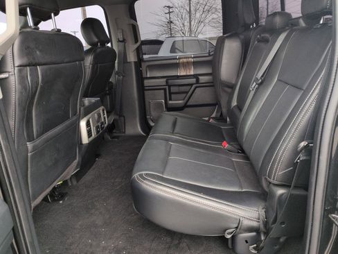 Used 2019 Ford F150 Lariat w/ Equipment Group 502A Luxury image 22