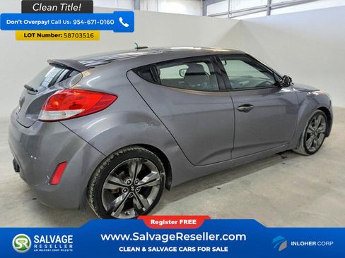 Used 2017 Hyundai Veloster Value Edition FWD image 4