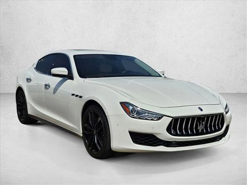 Used 2020 Maserati Ghibli S Q4 AWD/4WD image 3