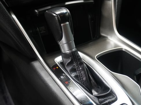 Used 2022 Honda Accord Sport image 17