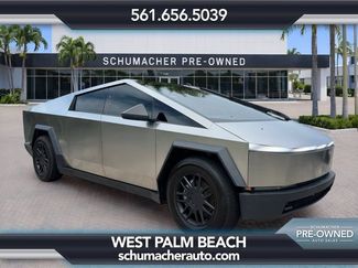 Used 2024 Tesla Cybertruck AWD Crew Cab video 1