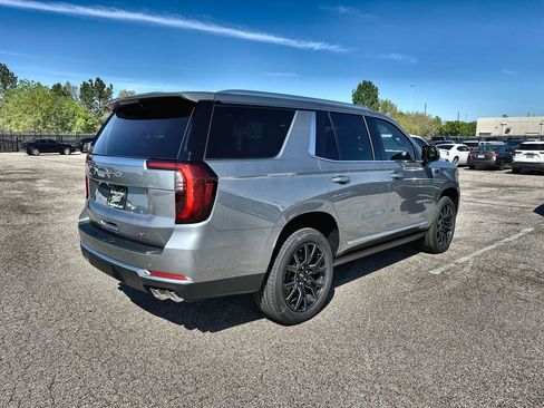 New 2026 GMC Yukon Denali w/ Denali Reserve Package AWD/4WD image 11