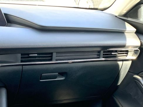 Used 2025 MAZDA MAZDA3 s image 34