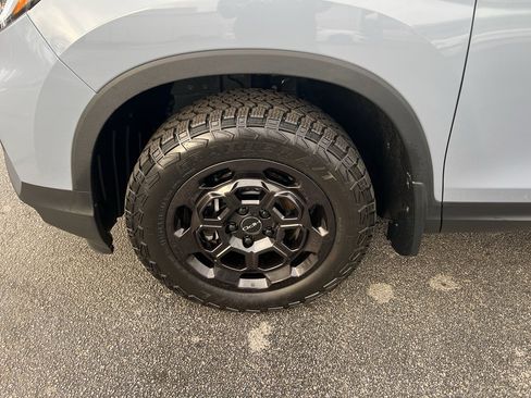 Certified 2025 Honda Ridgeline TrailSport+ image 7