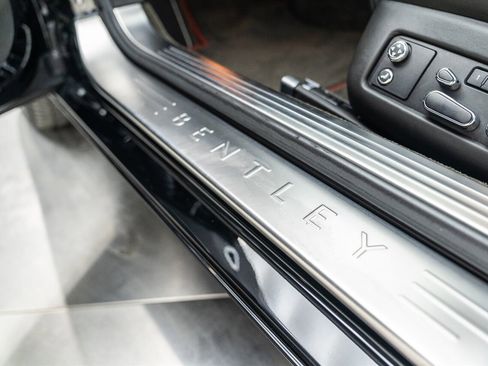 Used 2015 Bentley Continental GT image 39