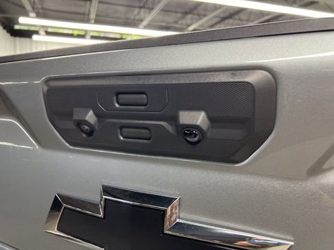 Used 2026 Chevrolet Silverado 2500 LTZ w/ Trail Boss Package image 7