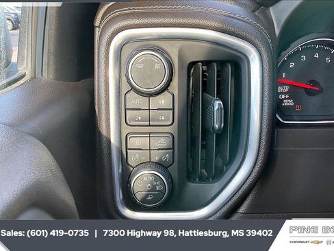 Used 2019 Chevrolet Silverado 1500 LTZ w/ LTZ Plus Package AWD/4WD image 23