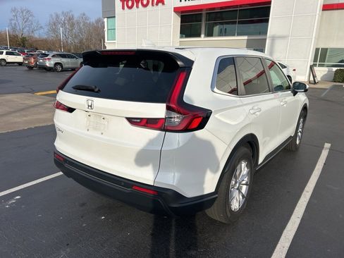 Used 2023 Honda CR-V EX-L image 6