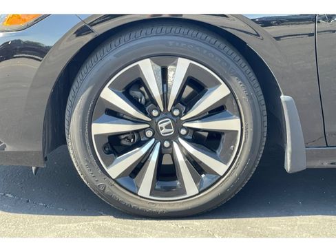 Used 2023 Honda Civic EX image 7