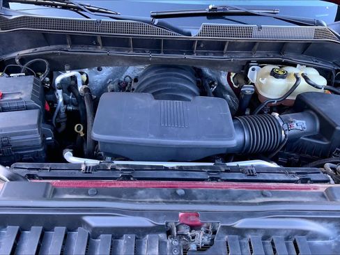Used 2019 Chevrolet Silverado 1500 LT w/ All-Star Edition AWD/4WD image 30