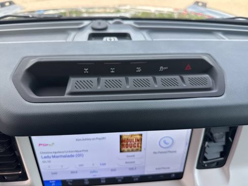New 2026 Ford Bronco Heritage Edition AWD/4WD image 14