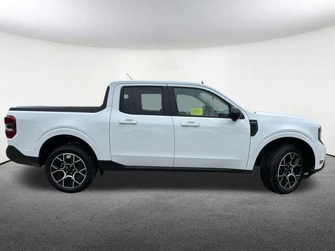 Used 2025 Ford Maverick Lariat image 15