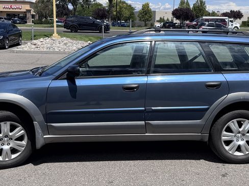 Used 2005 Subaru Outback 2.5i AWD/4WD image 5
