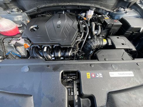 Used 2024 Kia Sportage LX image 32