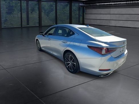 Certified 2025 Lexus ES 350 w/ Premium Package FWD image 6