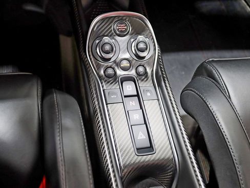 Used 2019 McLaren 600LT RWD image 28