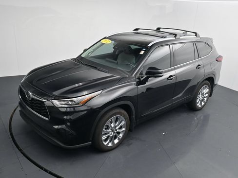 Used 2022 Toyota Highlander Limited AWD/4WD image 23