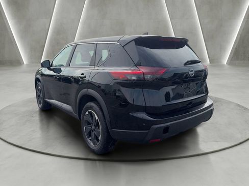 Used 2025 Nissan Rogue SV AWD/4WD image 5