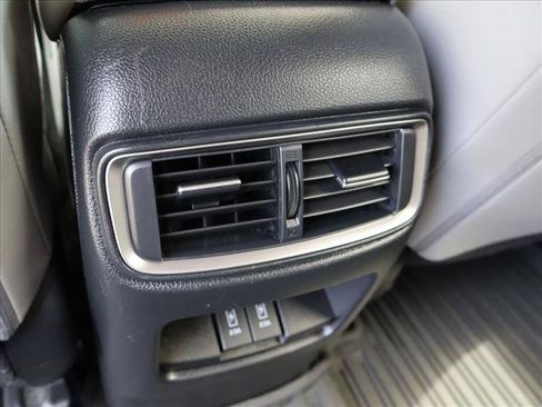 Used 2017 Honda CR-V Touring image 25