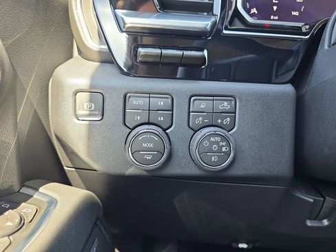 New 2026 Chevrolet Silverado 3500 LTZ w/ LTZ Premium Package AWD/4WD image 26