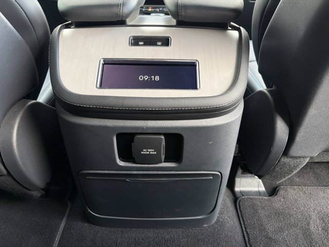 Certified 2025 Lincoln Navigator Reserve w/ Jet Appearance Package AWD/4WD image 24