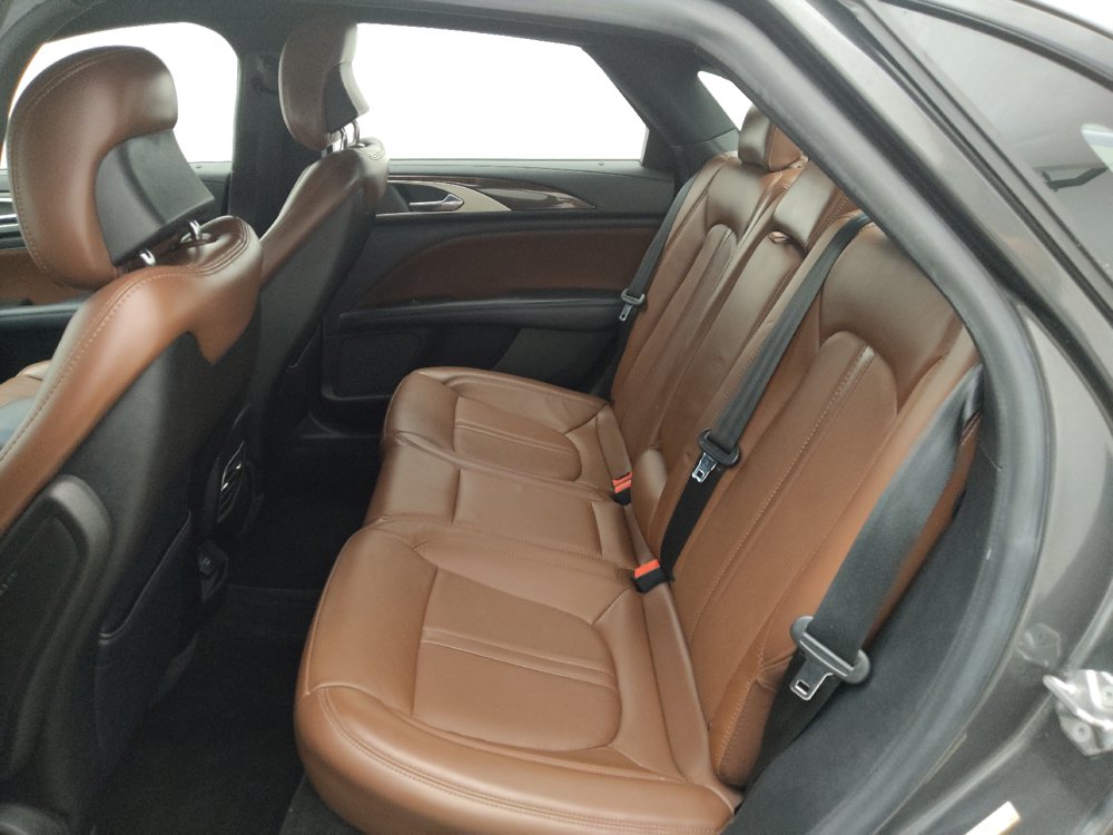 Used 2018 Lincoln MKZ Reserve FWD image 18