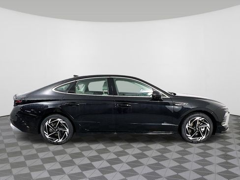 New 2026 Hyundai Sonata SEL FWD image 30